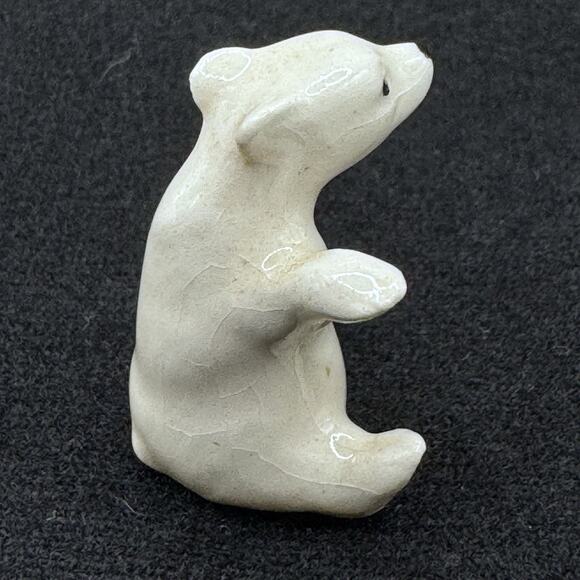 Hagen Renaker Mini Tiny White Polar Bear Cub Sitting Figurine - Picture 5 of 11